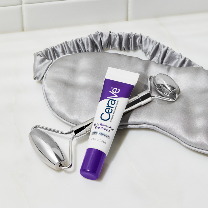 CeraVe%20Skin%20Renewing%20Eye%20Cream%2014.2g%20-%20Image%205