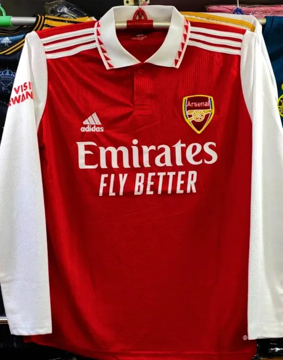Arsenal%202026/27%20special%20edition%20green%20and%20white%20jersey%20-%20Image%203