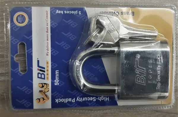 Bir%20High%20Security%2050%20mm%20Pad%20Lock%20with%20brass%20cylinder/Bir%20Pad%20lock/%20Heavy%20Duty%20Pad%20lock%20-%20Image%202