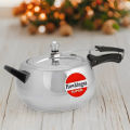 Howkingss OVAL Pressure Cooker 3.5 Litre.