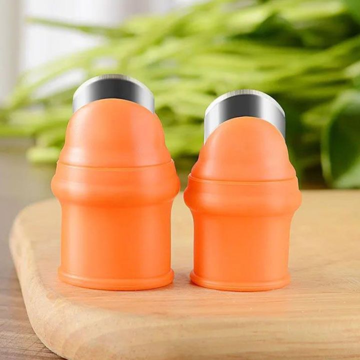 Thumb%20picker%20Silicone%20Thumb%20Cutter%20Separator%20Finger%20Tools%20Picking%20Device%20for%20Garden%20Harvesting%20Plant%20Gardening%20-%20Minimalistic%20Sophistication%20-%20Image%203