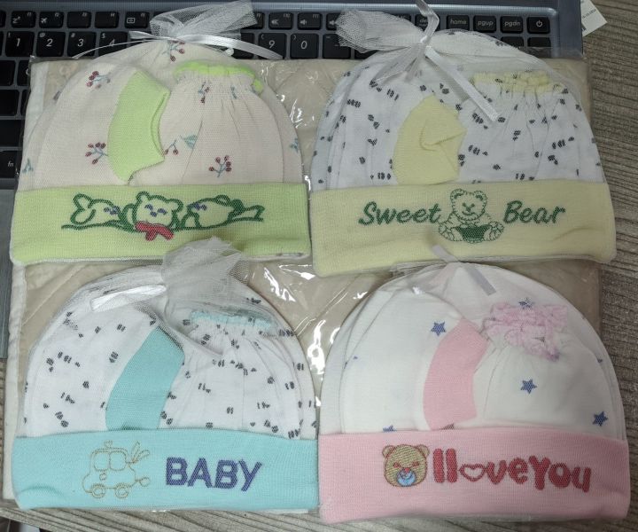 New%20Born%20Baby%203%20in1%20set%20(1%20Cap%20+%202%20Hand%20socks%20+%202%20Leg%20Socks)%20-1pac%20-%20Image%203