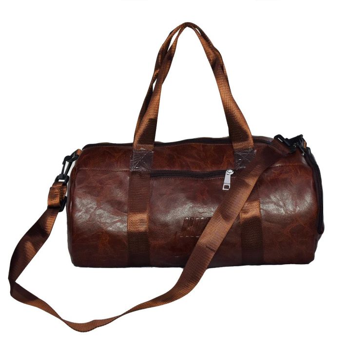 Sports%20&%20Gym%20Duffel%20Bag%20%E2%80%93%2018L%20PU%20Leather%20Fitness%20Bag%20for%20Men%20And%20Women%20-%20Image%205