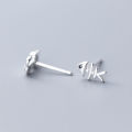 Asymmetrical cat fishbone stud earrings women's simple light luxury short earrings 2021 new live broadcast supply.