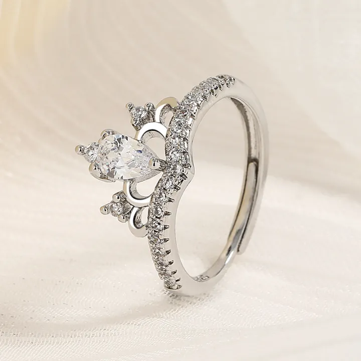 Xiaohongshu%20has%20the%20same%20style%20of%20fugitive%20princess%20crown%20ring,%20female%20opening,%20adjustable%20high-end%20niche%20design%20sense%20wedding%20ring%20-%20Image%202