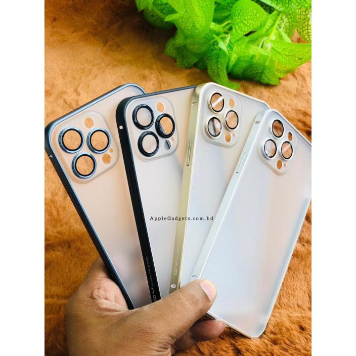 iPhne 13 PRo maX Crown Metal QY Bumper Case