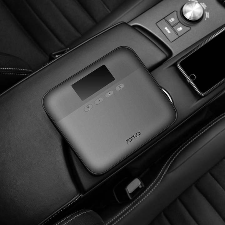 Xiaomi%2070mai%20Car%20Air%20Compressor%20Lite%2012V%20DC%20Electric%20Lightweight%20Portable%20Tire%20Air%20Inflator%20Pump%20for%20Car%20Bike%20Motorcycle%20-%20Image%204