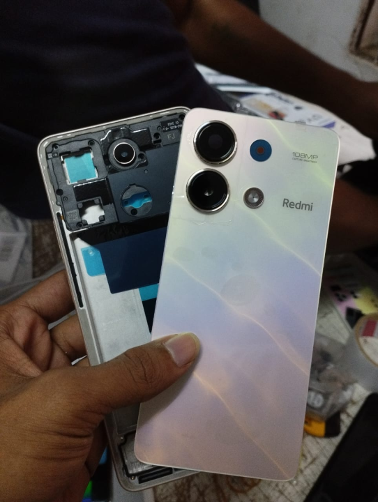 Backshell%20For%20Redmi%20Note%2013%204G%20%20Back%20Glass%20Replacement%20Rear%20Battery%20Door%20Cover%20Repair%20Part%20%20Original%20Back%20Panel%20/%20Back%20Glass%20-%20Image%202