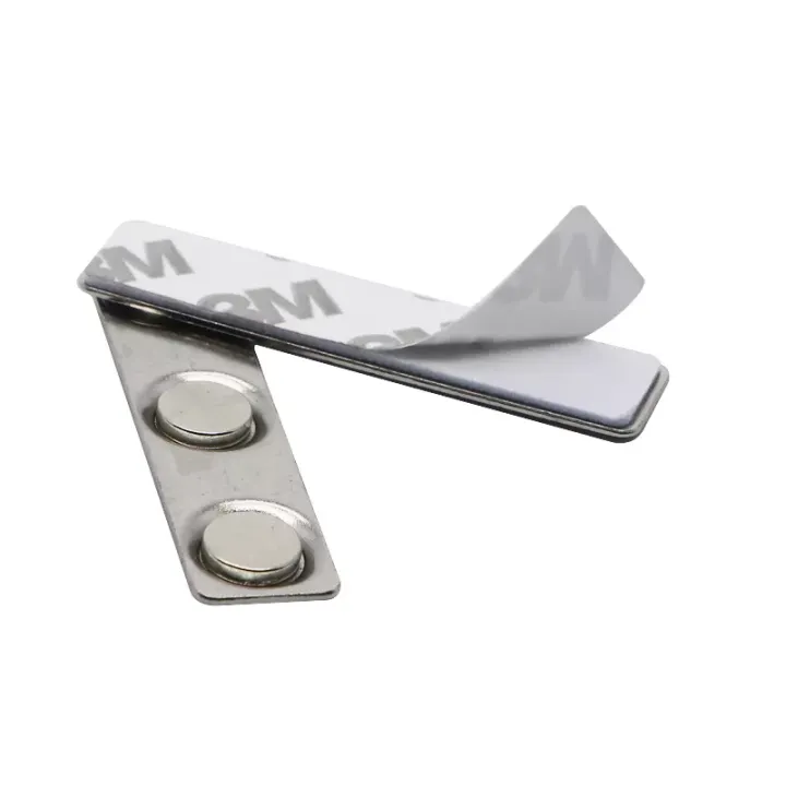 Magnetic%20Name%20Badges%20and%20Name%20Tag%20Magnet%20-%20Image%207