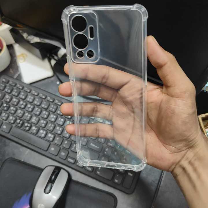 Infinix%20Hot%2012%20Premium%20Silicone%20Case%20Crystal%20Clear%20Soft%20TPU%20Ultra-Thin%20Transparent%20Flexible%20Protective%20Mobile%20Phone%20Back%20Cover%20-%20Image%202
