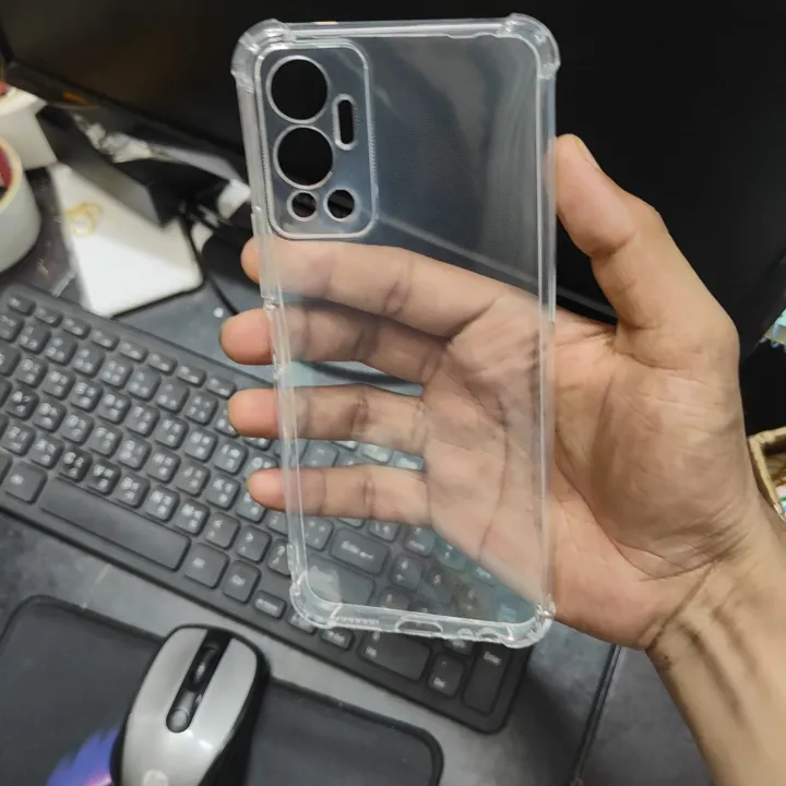 Infinix%20Hot%2012%20Premium%20Silicone%20Case%20Crystal%20Clear%20Soft%20TPU%20Ultra-Thin%20Transparent%20Flexible%20Protective%20Mobile%20Phone%20Back%20Cover%20-%20Image%202