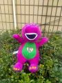 30cm Anime Barney Plush Toy Singing Friends Dinosaur Barney I Love You Doll Toy Christmas Gift For Children.