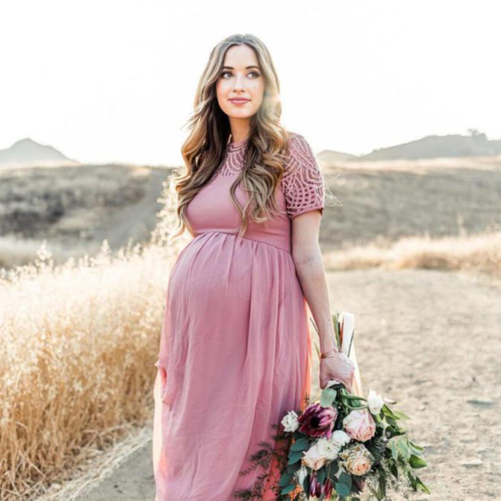 Maternity%20Dress%20Pregnancy%20Photography%20Props%20Dusty%20Pink%20Long%20Chiffon%20Dress%20Elegant%20Pregnant%20Women%20Clothes%20Lace%20Dresses%20-%20Image%204