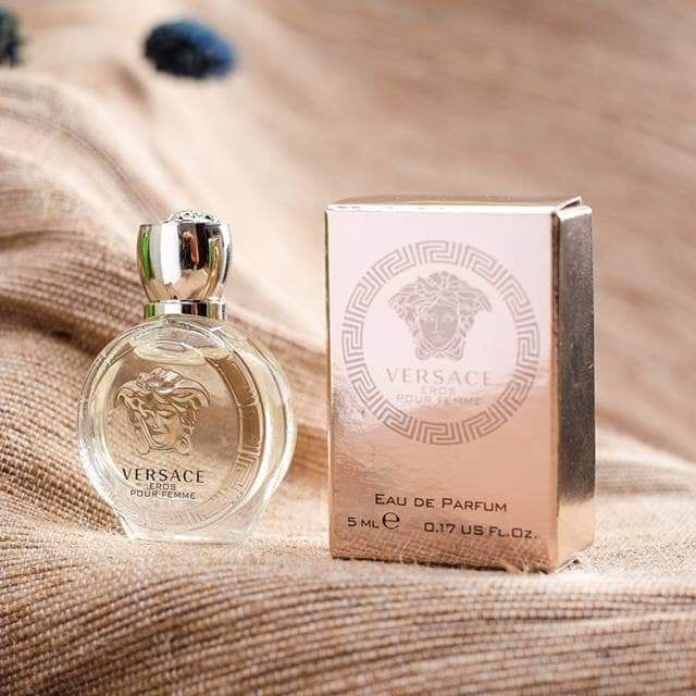 Versace%20Eros%20Pour%20Femme%20EDP%205%20ml%20for%20Women%20(Mini%20Perfume)%20-%20Image%205