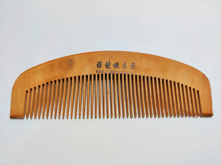 Moon%20Shape%20Wooden%20Hair%20Combs%20-1pcs%20-%20Image%209