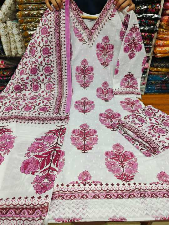 Readymade%20Three%20Piece%20For%20Women%20Exclusive%20Collection%20Print%20And%20Karchupi%20Work%20Exclusive,%20Stylist,%20Fashionable%20Three%20Pics%20For%20Woman%20-%20Image%209