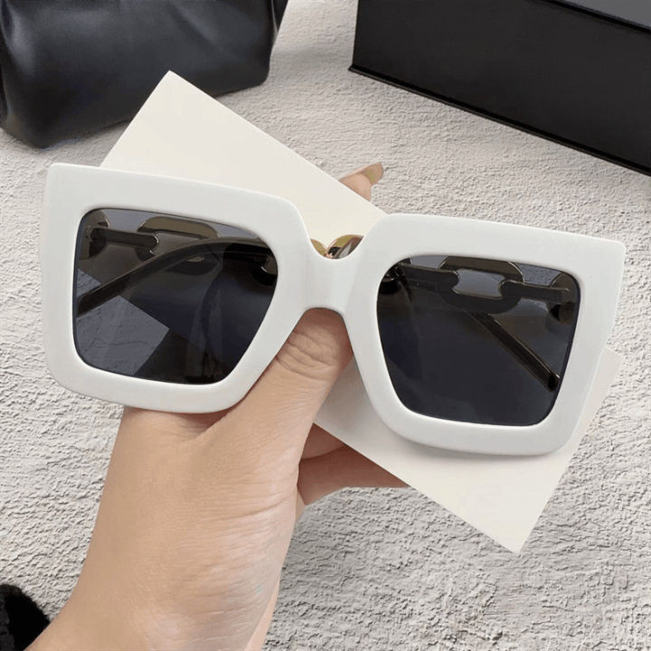 Fashion%20Box%20Chain%20UV%20Protective%20Frame%20Sunglasses%20for%20Women%20Girl%20-%20Image%208
