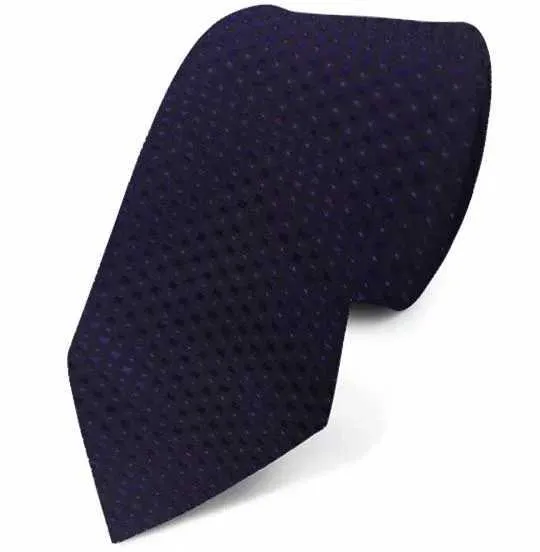 Silk%20Tie%20-%20Image%203