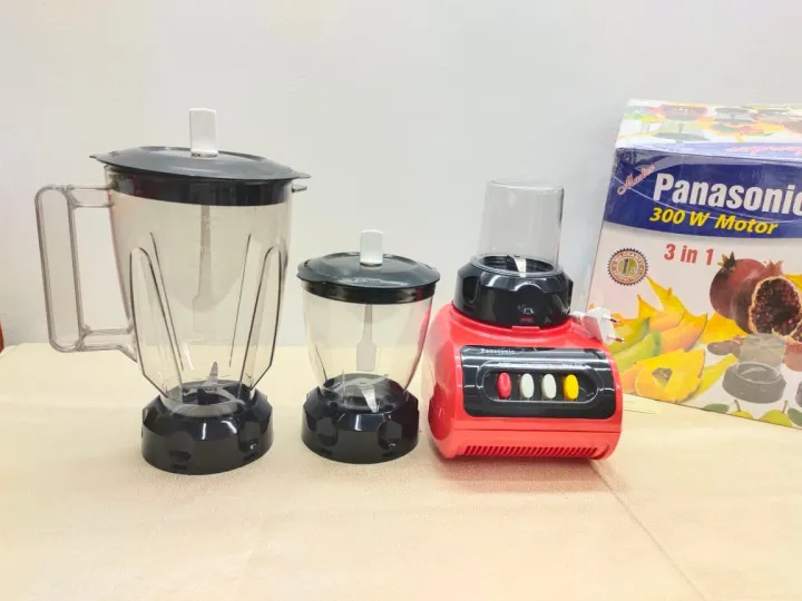 Panasonic%20Juicer%20Blender-3%20IN%201.%20Heavy%20Duty%20300%20Watt%20Panasonic%20Electric%20Blender%20Plus%20Mixer%20Grinder%203%20in%201.%20250%20Watt.%20Juicer%20Blenders%201.5%20Litter.%20CD:P050.%20-%20Image%204
