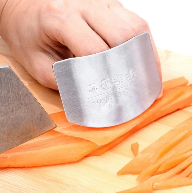 Stainless%20steel%20vegetable%20cutter%20hand%20guard%20Household%20finger%20Guard%20-%20Image%203