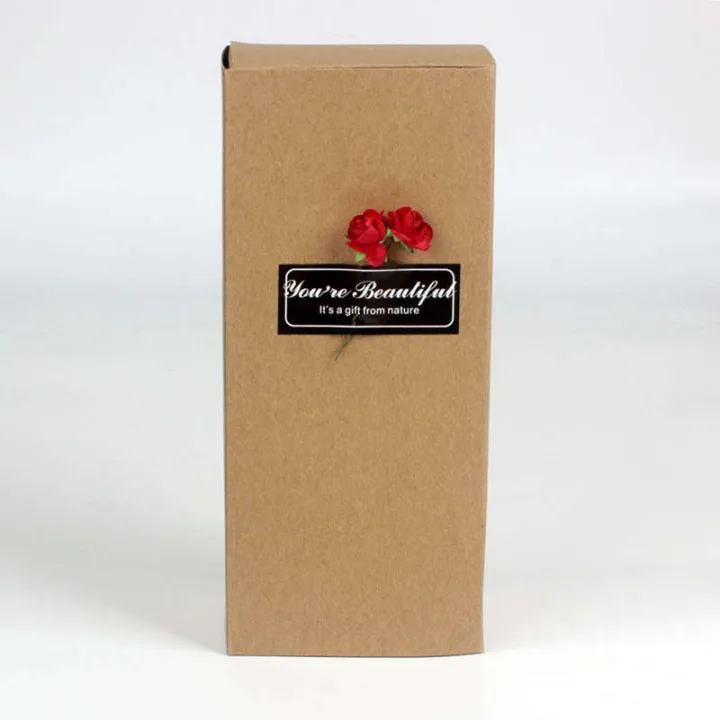 Women's%20and%20Mother's%20Day%20Gifts%20to%20Customers%20as%20Hand%20Companion%20Gifts,%20Three%20Simulated%20Roses,%20Carnation%20Soap%20Bouquet%20Gift%20Box%20-%20Image%204