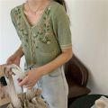 V Collar Sweater Women's Top Summer 2023 New Korean Style Internet Celebrity Style Short Chic Niche Bottoming Shirt.