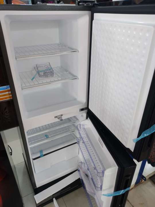 Marcel%20MFA-2A3-GDXX-XX%20Refrigerator%20213%20Ltr%20-%20Image%202