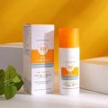 50ml Original Facial Sunscreen Refreshing Oil Controlling Lightweight Sweat Resistant Cream Effectively Isolate UV Sunscreen. 