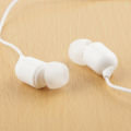 With microphone monitoring headphones, 3-meter line anchor live broadcast, K song, MP3, in-ear subwoofer, extended sound card, three-meter earphones. 