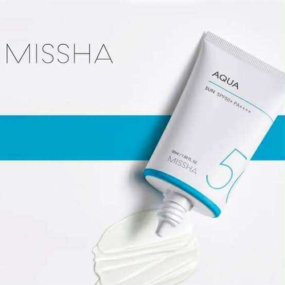 Missha%20All%20Around%20Safe%20Block%20Aqua%20Sun%20SPF50+/PA++++%2050ml%20Sunscreen%20Cream%20-%20Image%206