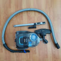 Philips FC9350/01 Bagless Vacuum Cleaner PowerPro Compact. 