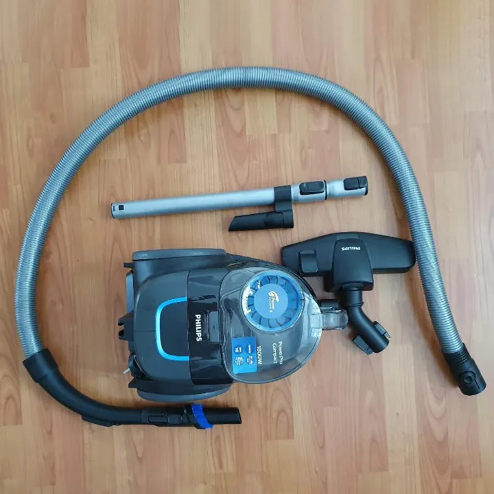 Philips%20FC9350/01%20Bagless%20Vacuum%20Cleaner%20PowerPro%20Compact%20-%20Image%209