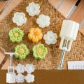 Baking Tools Plastic Moon Cake Mold Mold And 2/4 Stamps 3D Pattern Pastry Mold Flower Shaped Mini Moon Cake Maker Dessert.