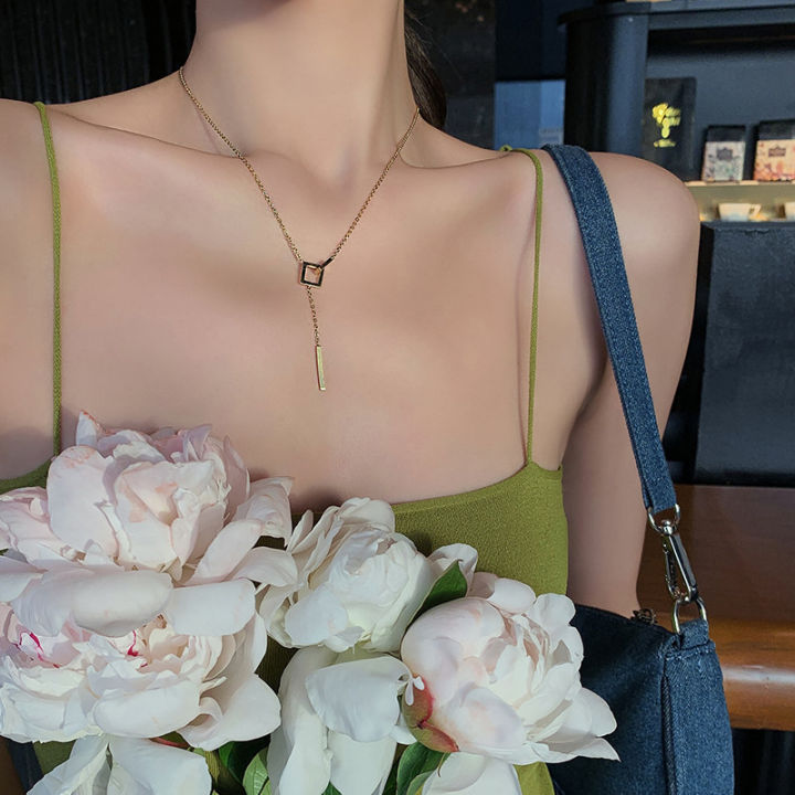 Fashion%20Necklaces%20with%20Mini%20Heart%20Necklace%20-%20Image%203