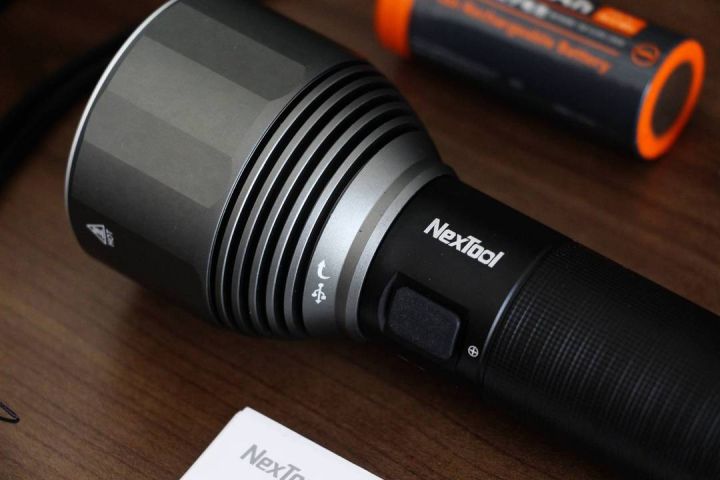 XIAOMI_Tactical%20Flashlight,%202000%20Lumen%20Flashlights%20Portable%20Torch%20Outdoor%20Camping%20Torch%20Light%20Flashlight%20-%20Image%205