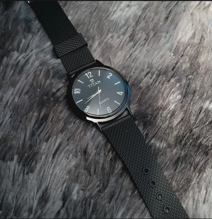 Stylist%20Black%20Belt%20Analog%20Wrist%20Watch%20For%20Men%20-%20Black%20-%20Image%203