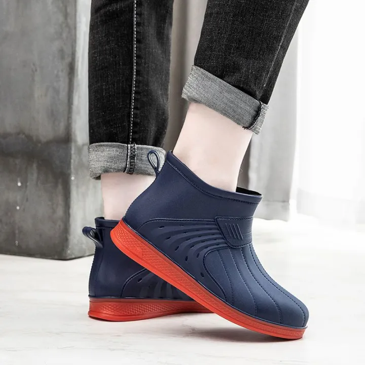 New%20Rain%20Boots%20Men's%20Short%20Tube%20Rain%20Shoes%20Men's%20Construction%20Site%20Dual-Use%20Kitchen%20Anti-Slip%20Waterproof%20and%20Hard-Wearing%20Rain%20Rubber%20Boots%20-%20Image%202