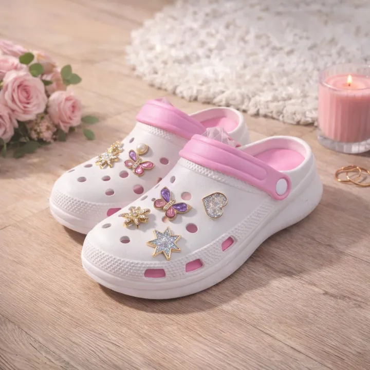 Ladies%20Comfortable%20Clogs%20with%20Cute%20Charms%20%E2%80%93%20Lightweight%20Slip-On%20Daily%20Wear%20Shoes%20-%20Image%202