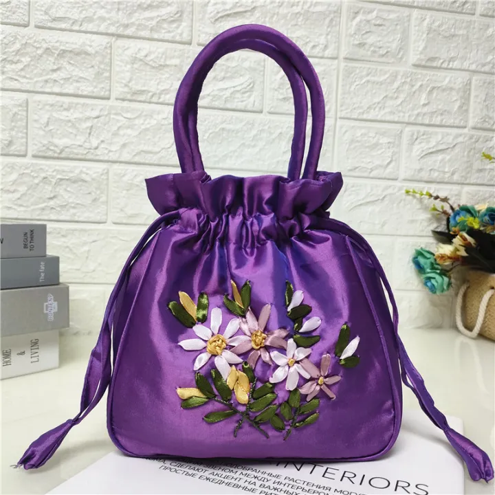 Portable%20Top-Handle%20Bags%20Women%20Flower%20Embroidered%20Silk%20Mini%20Potli%20Bag%20Chinese%20Style%20Females%20Handbags%20Retro%20Drawstring%20Shopping%20Handbag%20-%20Image%206