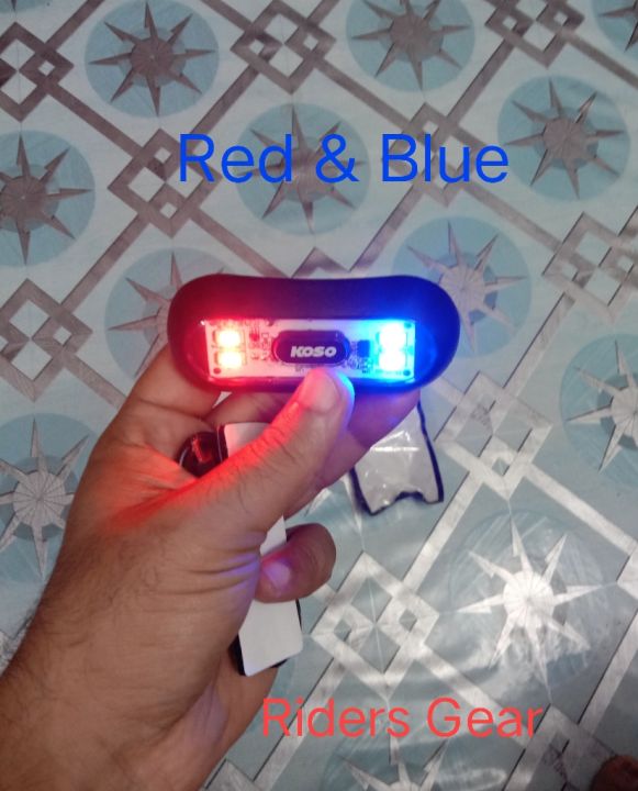 Helmet%20Light%20With%20USB%20Charging%20System%20And%20Velcro%20Strip.%20Safety%20Signal%20Light%20For%20More%20Visibility%20Motorcycle%20Helmet%20Tail%20Light%20-%20Image%203