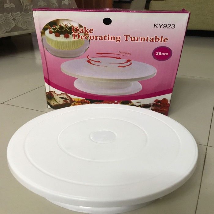 Cake Decorating Turntable