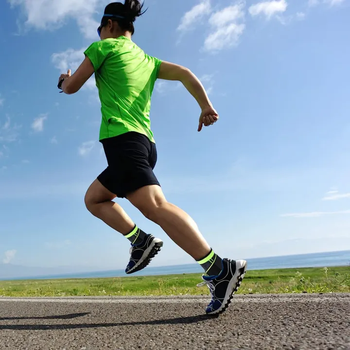 Ankle%20Brace,%20Ankle%20Support%20with%20Adjustable%20Strap%20for%20Weak%20Ankles,%20Sleeve%20Socks%20for%20Ligament%20Damage,%20Sprained%20Ankle,%20Plantar%20Fasciitis,%20Achilles%20Tendonitis,%20One%20Size%20for%20Men%20&%20Women%20-%20Image%207