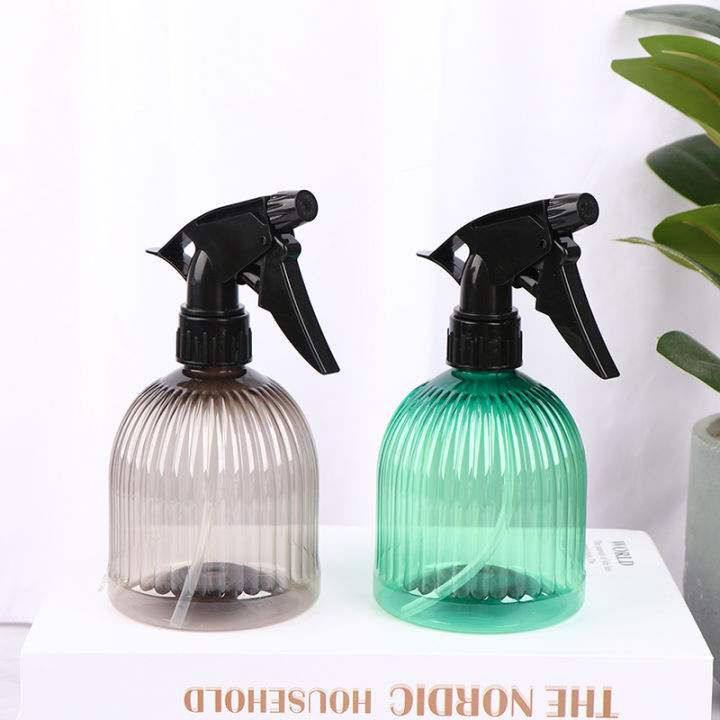 1Pc%20Plastic%20Floral%20Watering%20Sprayer%20Hand%20Held%20Clear%20Gardening%20Watering%20Bottle%20BAWEI%20-%20Image%203