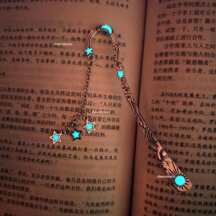 Cute%20Luminous%20Retro%20Metal%20Feather%20Bookmarks%20Owl%20Dragonflies%20Butterflies%20Book%20Marks%20For%20Kids%20Gift%20Book%20Stationery%20Accessories%20-%20Image%204