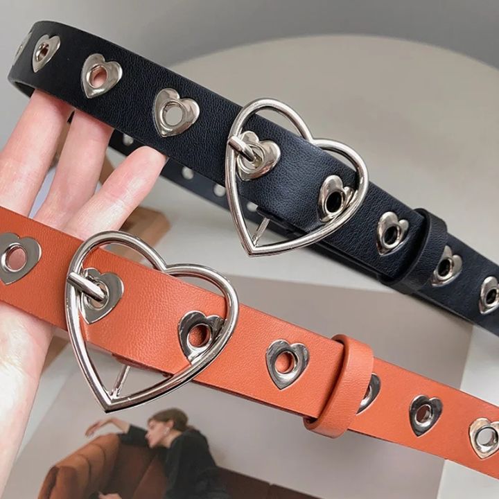 Women%20PU%20Leather%20Belt%20Heart%20Buckle%20Cute%20Black/white%20Belt%20Ladies%20Pants%20Party%20Dress%20Jeans%20Hollow%20Out%20Heart%20Punk%20Style%20Belt%20-%20Image%204