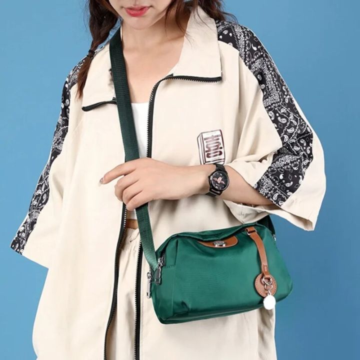 Women's%20Waterproof%20Nylon%20Crossbody%20Bag%20Ladies%20Luxury%20Designer%20Large%20Capacity%20Handbags%20Purse%20Female%20Casual%20Shoulder%20Pillow%20Bags%20-%20Image%204