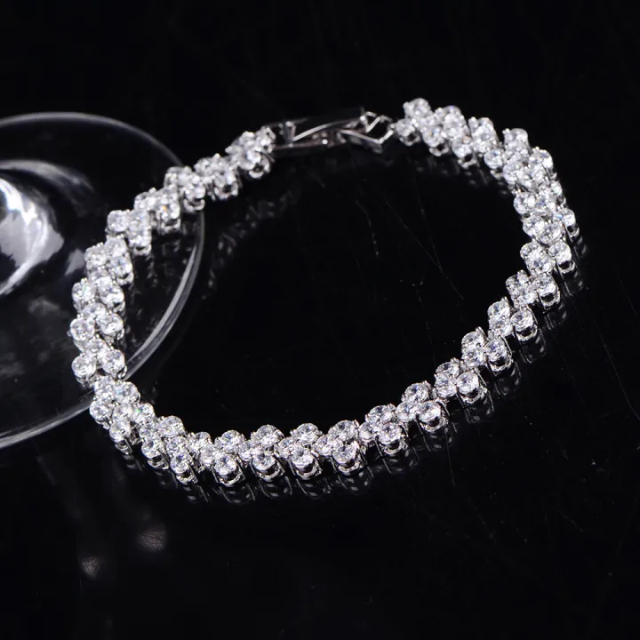 Women's%20Fashion%20Roman%20Style%20Zircon%20Crystal%20Bracelet%20-%20Elegant%20Design%20-%20Image%208