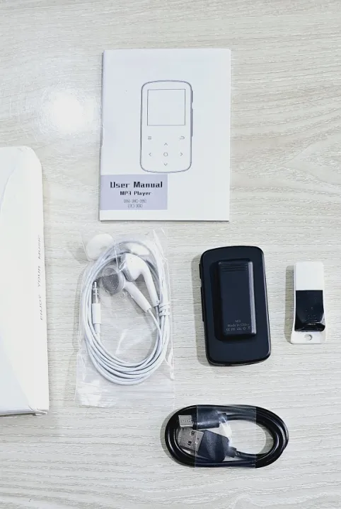 BENJIE%20M9%20Bluetooth%20Mp3%20Music%20Player%20Mini%20Clip%20Sports%20Music%20Walkman%20-%20Image%204