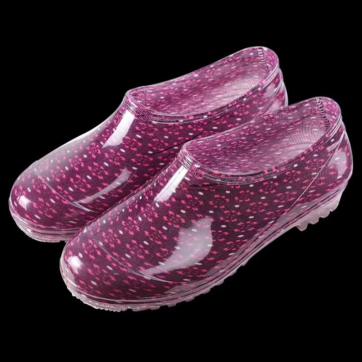 Low-Top%20Waterproof%20Shoes%20Shallow%20Mouth%20Rain%20Shoes%20Rain%20Boots%20Korean%20Floral%20Home%20Rubber%20Shoes%20Crystal%20Shoe%20Cover%20Women's%20Short%20Fashion%20-%20Image%204