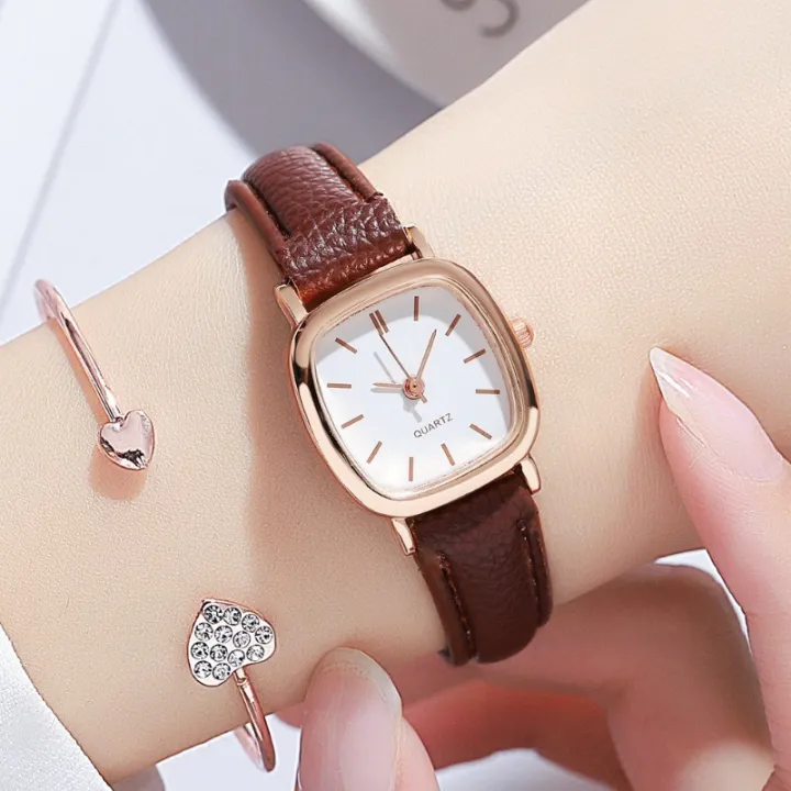 Square%20Pointer%20Quartz%20Watch%20Minimalist%20Dial%20Wristwatch%20With%20PU%20Leather%20Watchband%20-%20Image%205